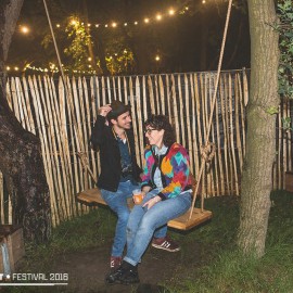 Duurzaamheid zit niet alleen in milieu, maar ook in relaties Duurzaamheid zit niet alleen in milieu, maar ook in relaties