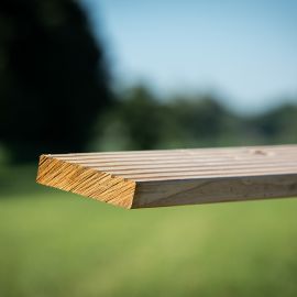 Nieuw: Kastanje geprofileerde planken Nieuw: Kastanje geprofileerde planken